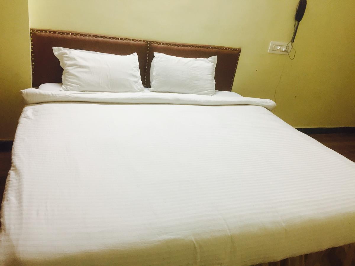 Hotel Ashirwad Udaipur Extérieur photo